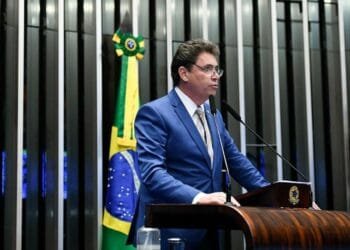 Wilder Morais defende autonomia do BC e critica governo por ataques à instituição
