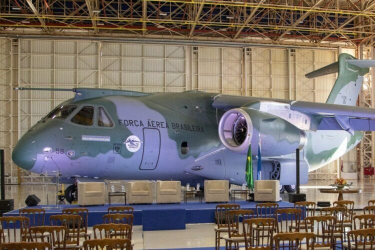 Força Aérea Brasileira: Primeiro KC-390 com certificação FOC é incorporado à Base Aérea de Anápolis
