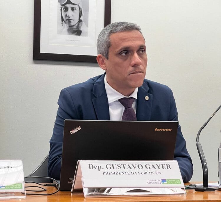 Urgente: Deputado entra com representação no MPF para analisar ações do PCC que visam aparelhamento do judiciário