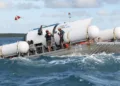 Submarino Titan OceanGate: ‘Supostos restos humanos’ são encontrados nos destroços do submersível