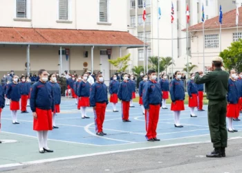 URGENTE: Governo Federal encerra oficialmente o Programa Nacional de Escolas Cívico-Militares