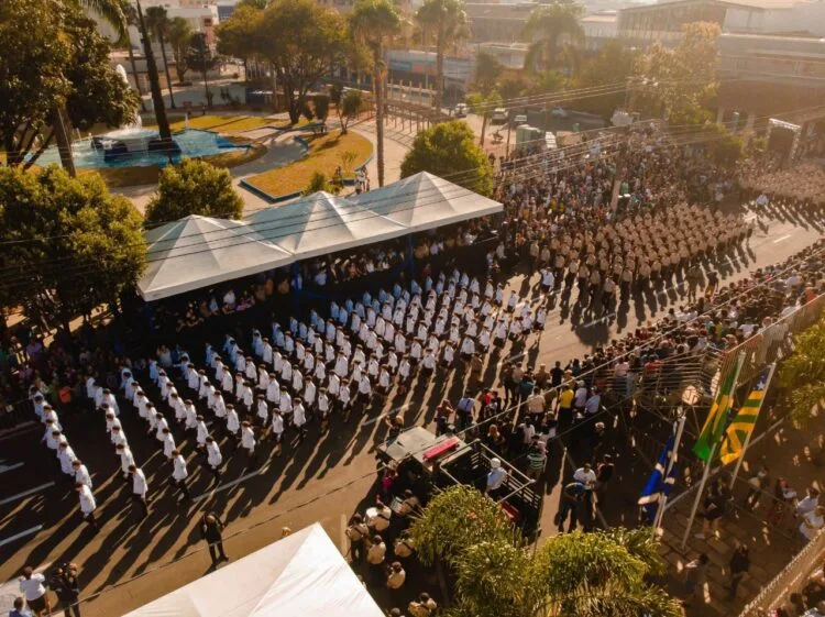 Desfile cívico-militar será realizado na Avenida Brasil Sul nesta segunda-feira, 31