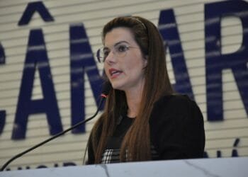 Vereadora Thais celebra possível candidatura do Major Vitor Hugo: ‘grande nome para Anápolis’