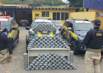 Carga de Cocaína em Formato de Queijo Avaliada em R$ 9 Milhões é Apreendida pela PRF