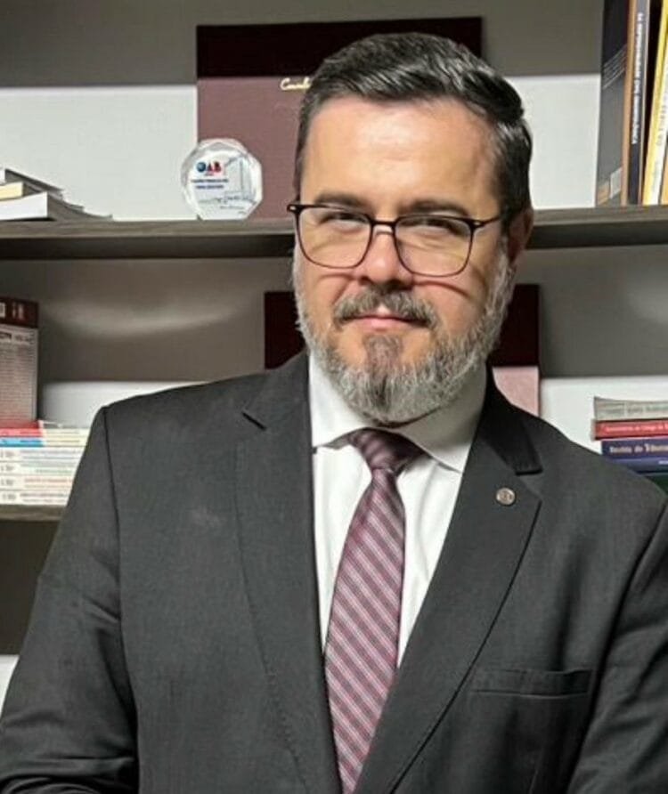 O direito de advogados portarem armas de fogo