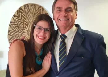 Candidatos do PL ao Senado em 2026 serão escolhidos a dedo, afirma Bolsonaro em entrevista