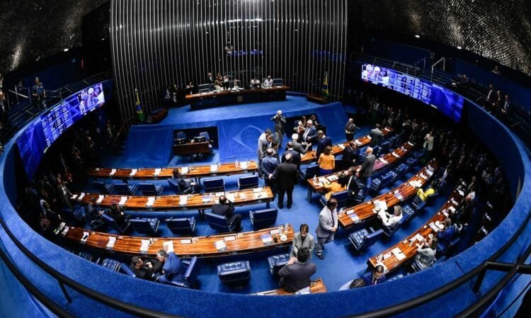 Senado barra aumento de tributação sobre instituições financeiras que investem em infraestrutura