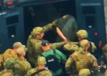 Vídeo Impactante Revela Captura de Brasileiro Foragido nos EUA