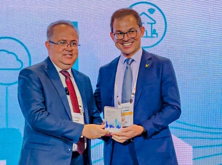 Cidade de Anápolis recebe prêmio de cidade com maior avanço na implantação do 5G