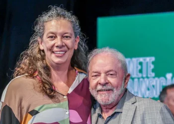 Ana Moser, exonerada do governo, assume cargo de R$ 28 Mil no Sesc