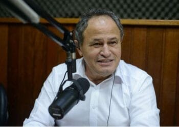 ”A direita mais radical já rifou o Coronel Adaílton”, diz comentarista sobre possível apoio do deputado ao PT