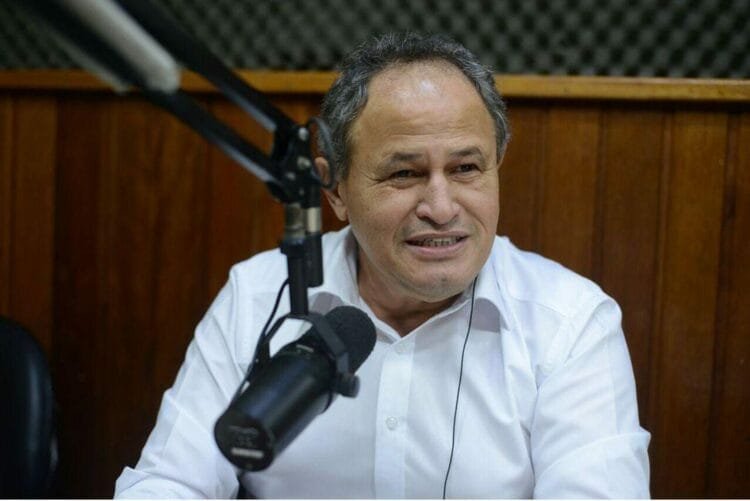 ”A direita mais radical já rifou o Coronel Adaílton”, diz comentarista sobre possível apoio do deputado ao PT