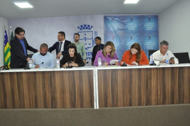 Projeto que cria gratificação para vigias é analisado nas comissões