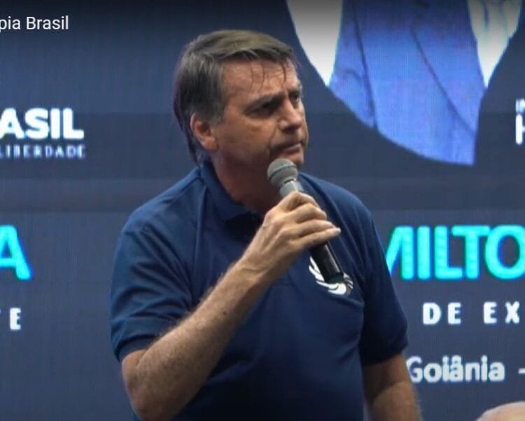 Bolsonaro critica relatório da CPMI e levanta dúvidas sobre Reforma Tributária em evento em Goiânia