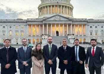 Deputados brasileiros denunciam governo Lula em Washington D.C.