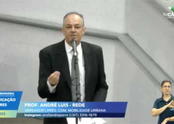 Vereador ofende Policiais chamando militares de “gordos” e afirma que cidade é “protegida por Deus”