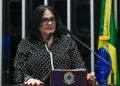 Senadora Damares Alves é internada às pressas em Brasília; saiba o motivo