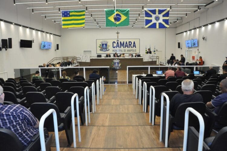 Câmara Municipal de Anápolis aprova medidas de benefício e reestruturação administrativa