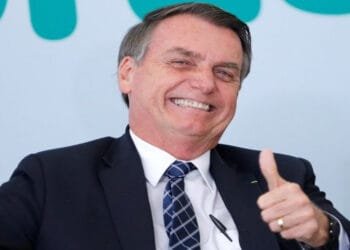 Gritos de ‘Volta Bolsonaro’ marcam evento da Frente Parlamentar das Escolas Cívico-Militares na Câmara