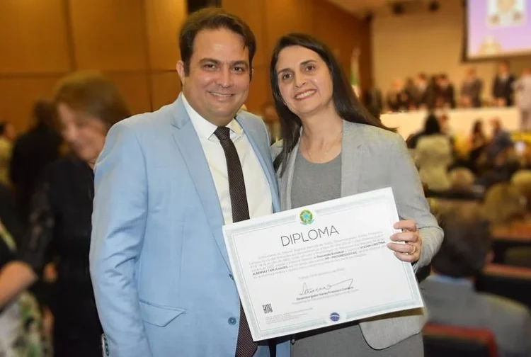 Roberto e Vivian Naves absolvidos pelo TRE-GO: Falta de provas na ação do MPE