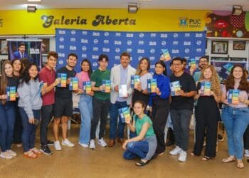 Senador Wilder Morais impulsiona educação em Anápolis com projeto inovador de distribuição de livros