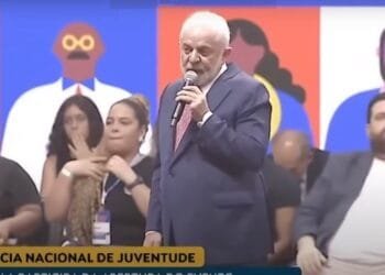 Lula Celebra: “Conseguimos colocar na Suprema Corte um comunista” com indicação de Flávio Dino ao STF