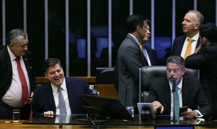 Entenda as mudanças da reforma tributária no Brasil