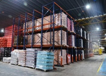 Goiás lidera crescimento econômico em outubro, superando média nacional