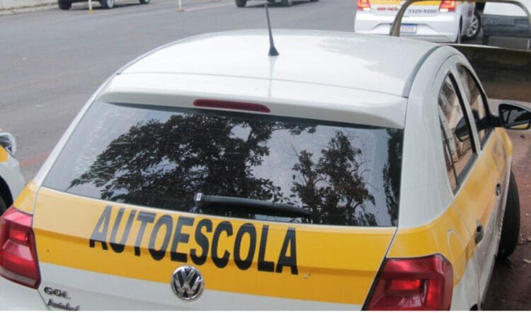 Prorrogada até final de 2024 a validade de processos de habilitação