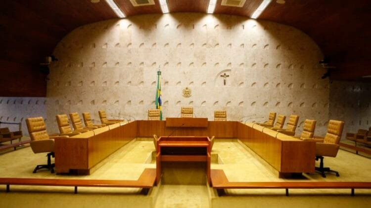 Avaliação do STF tem queda significativa, aponta pesquisa PoderData