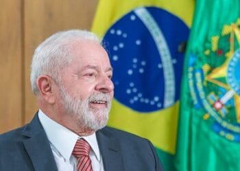 Governo Lula apoia denúncia por genocídio contra Israel na Corte Internacional de Justiça, gerando críticas da comunidade judaica