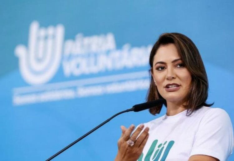 Michelle Bolsonaro critica Mynd em meio a polêmicas de ‘Fake News’