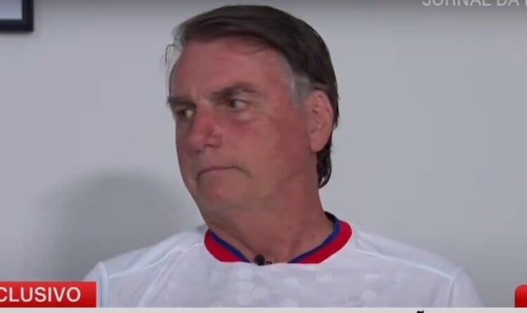 Bolsonaro à CNN Brasil: Repúdio aos atos de 8 de janeiro e críticas à ineficácia da CPMI