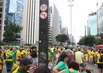 Ato em SP mostra que Bolsonaro não está isolado e terá grande influência nas eleições 2024