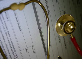 Oferta de planos de saúde regulados pela ANS caem 90% em 10 anos