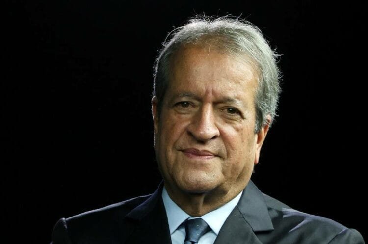 Moraes concede liberdade provisória a Valdemar Costa Neto