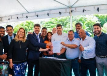 Início das obras da Ponte Pacaembu/Pedregal marca avanço histórico para Novo Gama e Valparaíso, com apoio do senador Wilder Morais