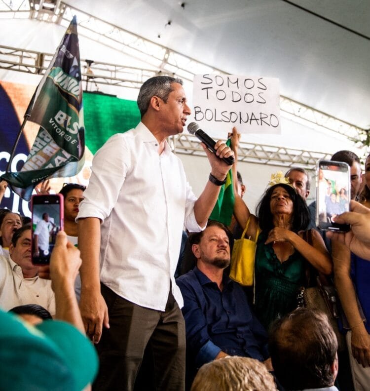 Goiânia: Deputado Gustavo Gayer lidera intenções de voto em pesquisa espontânea