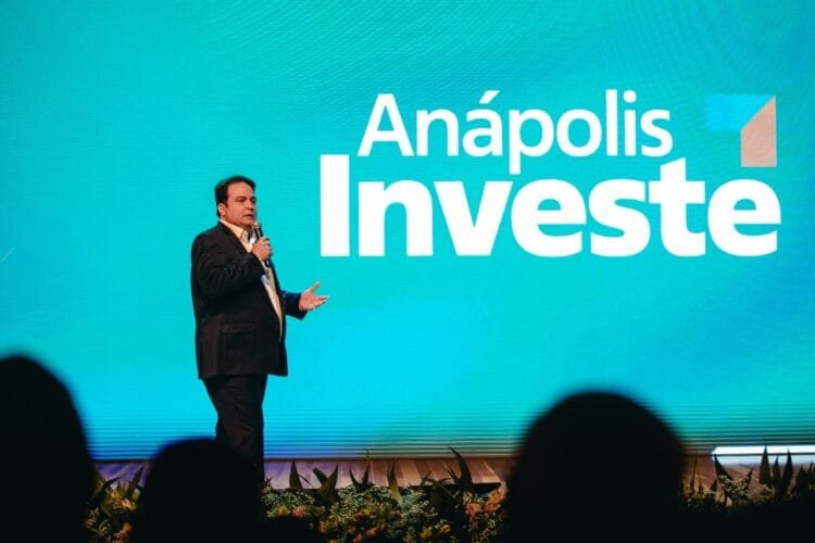 Anápolis registra crescimento econômico de 7,67% ao ano durante gestão de Roberto Naves