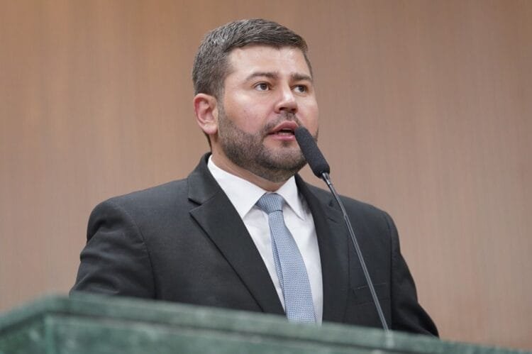 Lei de Proteção aos Órfãos do Feminicídio é instituída em Goiás