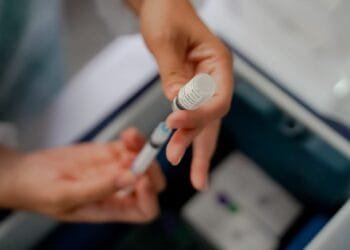 Goiás amplia faixa etária da vacinação contra dengue para pessoas de 4 a 59 anos