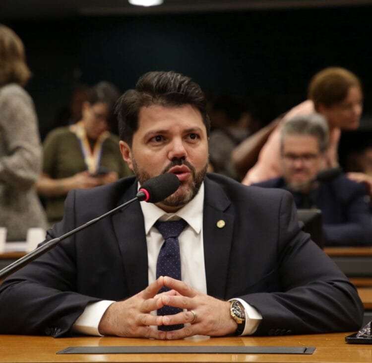 Marcio Correa denuncia omissão do PT diante das invasões de terra