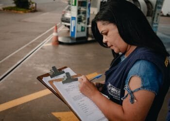 A pesquisa do Procon indica que os preços de gasolina e etanol diminuíram em Anápolis