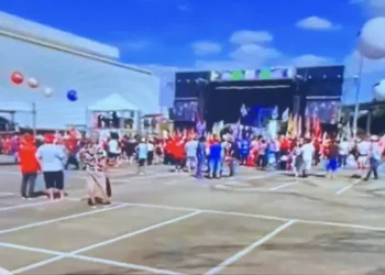 Lula culpa organização por baixa adesão em evento político