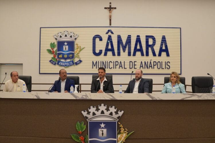 Anápolis busca solução inovadora para resíduos sólidos: “Lixo Zero, Social 10” em pauta na Câmara Municipal