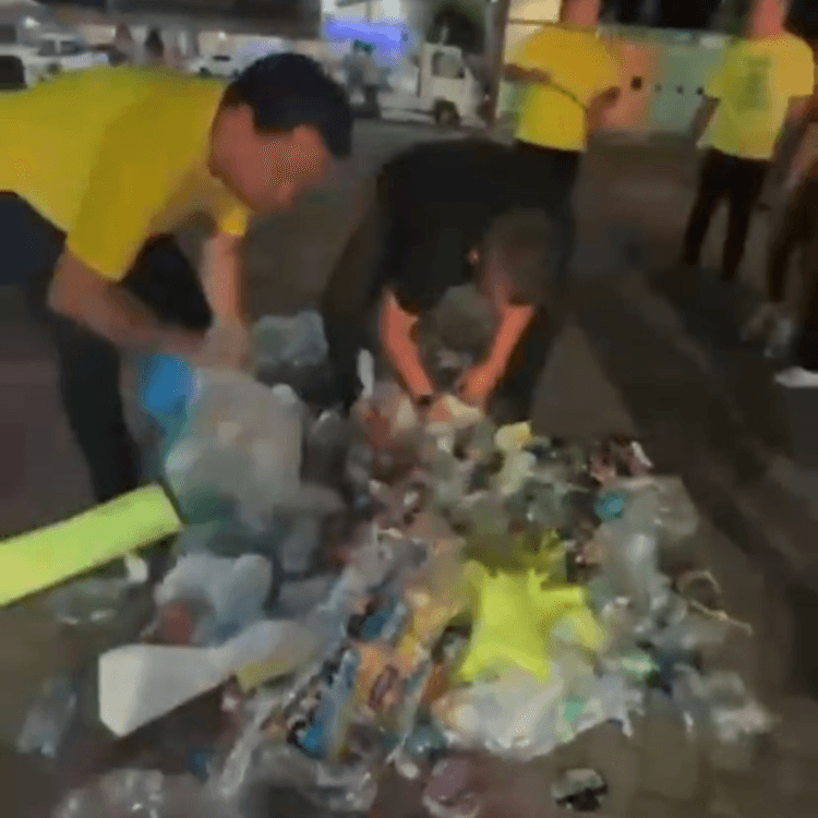 Do discurso à Ação: Márcio Corrêa e equipe limpam Praça Dom Emanuel após evento com Bolsonaro