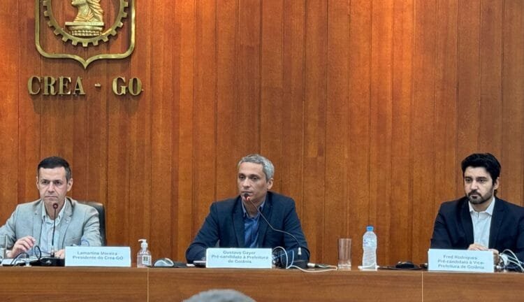 Com Fred Rodrigues, Gayer participa de sabatina no CREA-GO