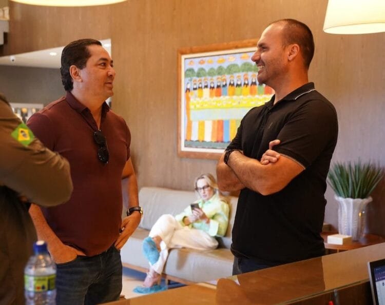 Empresário Uugton Batista recepciona Eduardo Bolsonaro em Goiânia