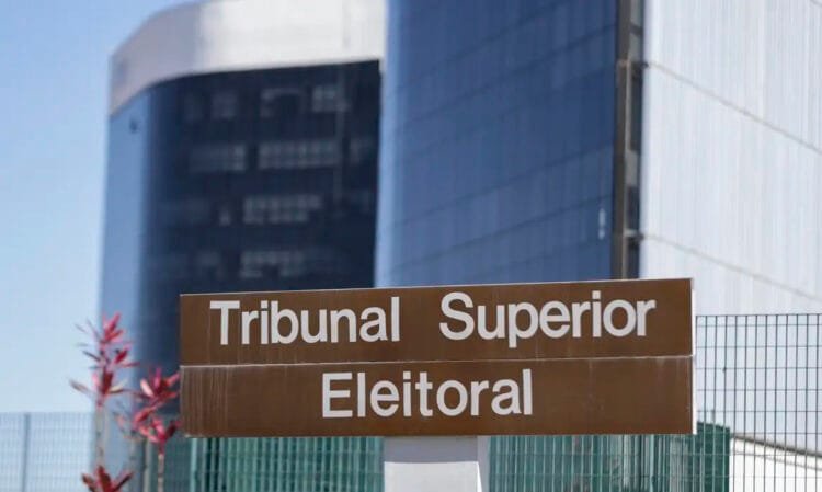 Eleições 2024: Partidos vão receber quase R$ 5 bi do Fundo Especial de Financiamento de Campanha