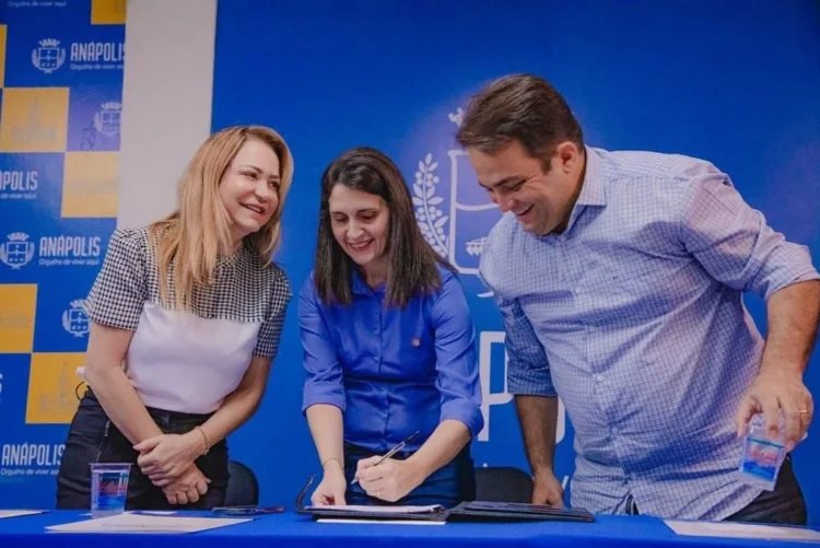 Eerizania Freitas conta com a liderança de Roberto Naves em sua candidatura à prefeitura de Anápolis